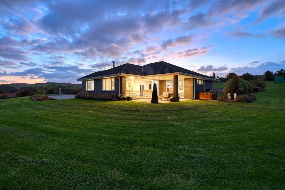 48 Arcadian Rise, Wellsford - Carousel 1