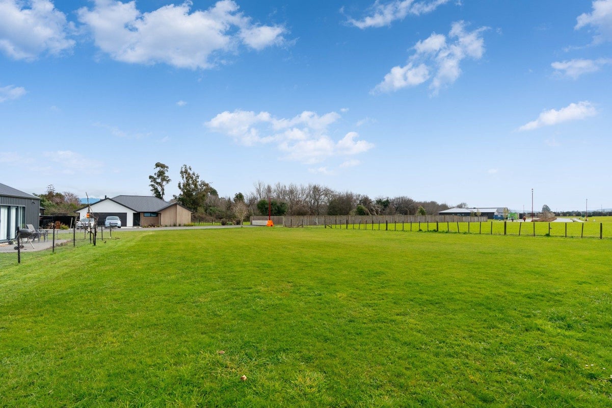 71 Miro Street, Lansdowne, Masterton - Carousel 6