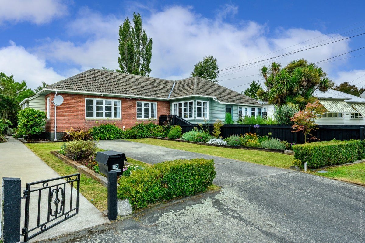 12 Kitchener Place, Opawa, Christchurch - Carousel 1