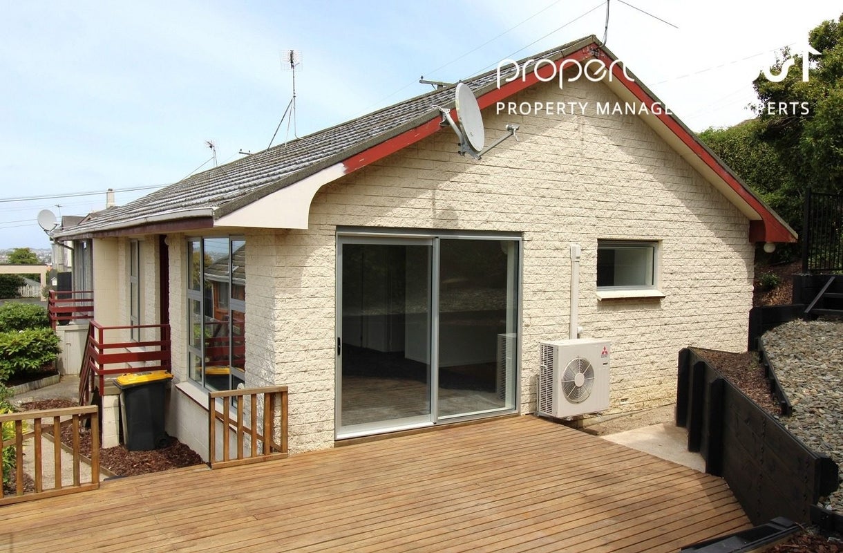 24B Carnarvon Street, Belleknowes, Dunedin - Carousel 1