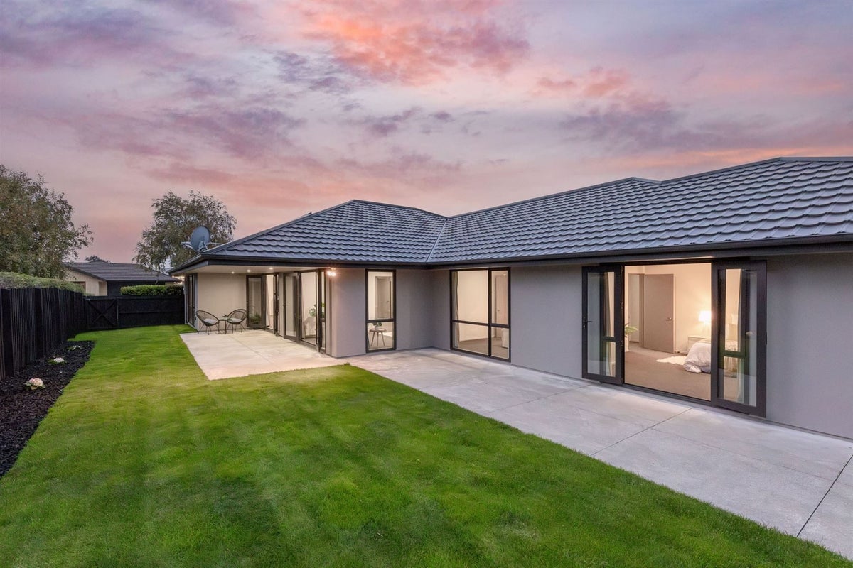 19 Rubicon Place, Hei Hei, Christchurch - Carousel 2