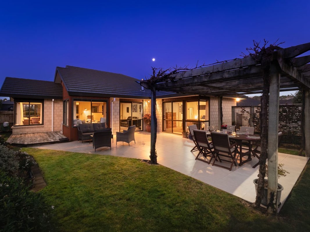 42 Campion Road, Waikanae Beach, Waikanae - Carousel 1