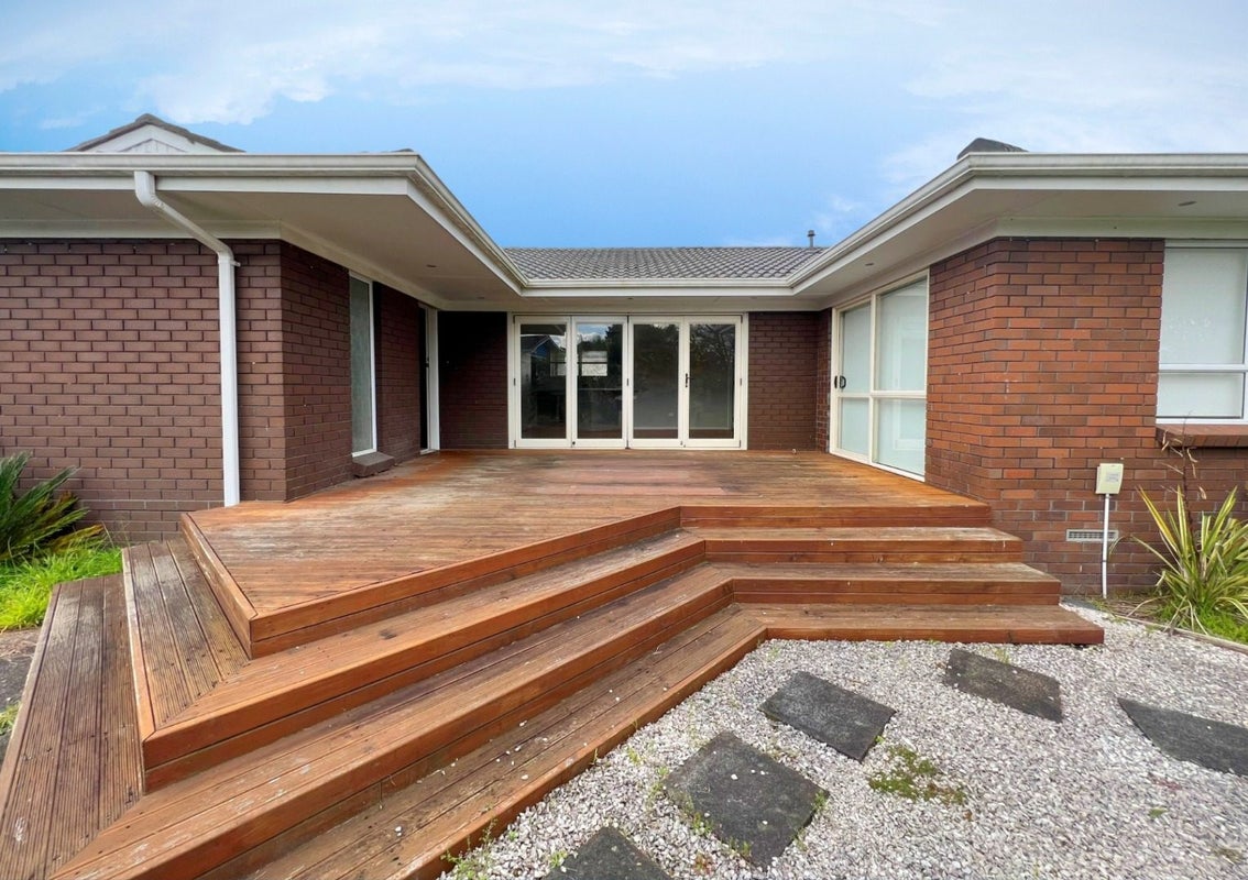 2 Ash Place, Pukete, Hamilton - Carousel 17