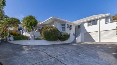 6B Wharemauku Road, Raumati Beach, Paraparaumu - Carousel 1
