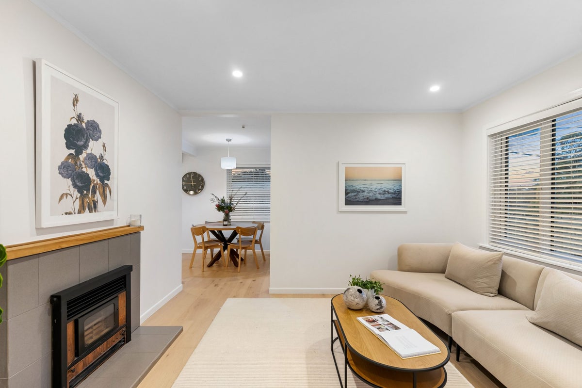 1/88 Verbena Road, Birkdale, Auckland - Carousel 2