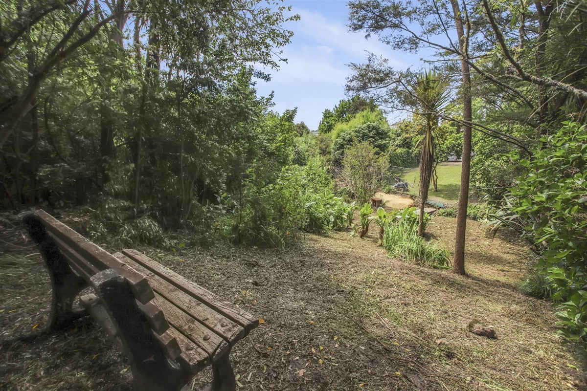 7 Kamara Road, Glen Eden, Auckland - Carousel 18