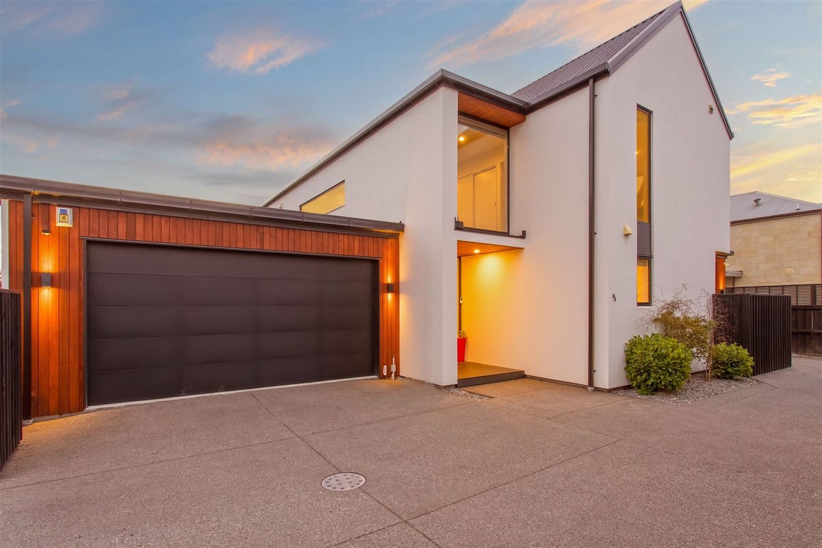 9A Garden Road, Merivale, Christchurch - Carousel 17