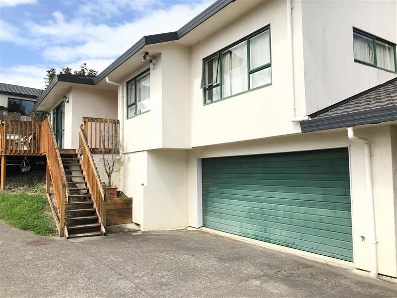 112B Triangle Road, Massey, Auckland - Carousel 1