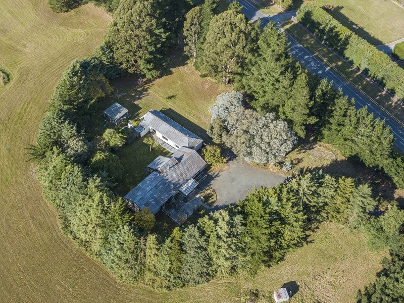 366 Newtons Road, Christchurch - Carousel 2