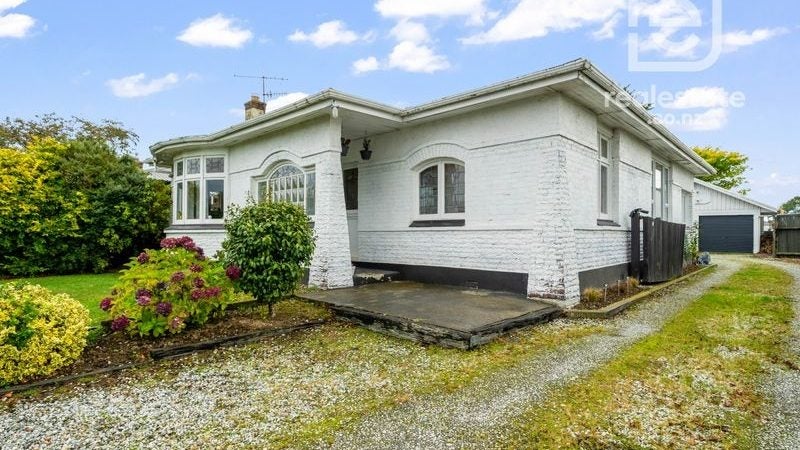 336 Tay Street, Turnbull Thomson Park, Invercargill - Carousel 1
