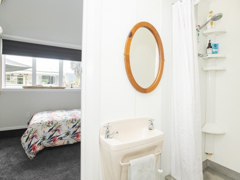 22 Oak Street, Mangapapa, Gisborne - Carousel 26