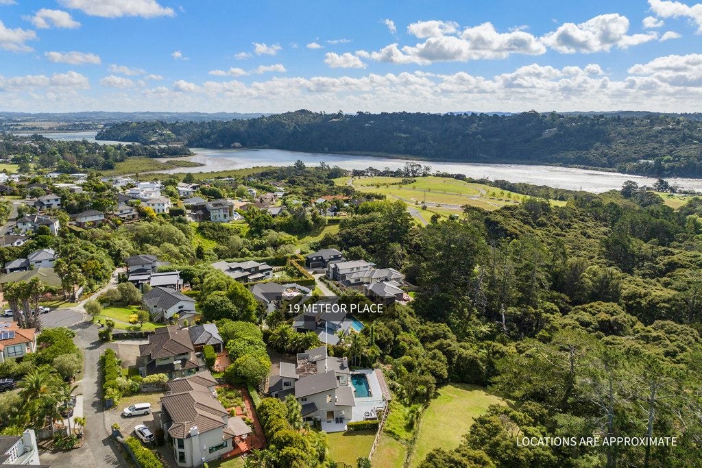 19 Meteor Place, Schnapper Rock, Auckland - Carousel 23