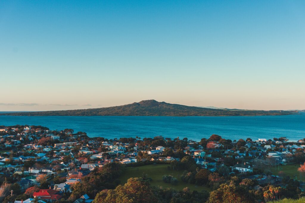20A Cape Vista Crescent, Pukekohe, Pukekohe - Carousel 2