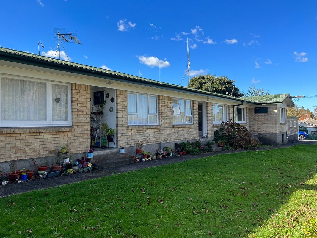 4/18 Fow Street, Hamilton Central, Hamilton - Carousel 1