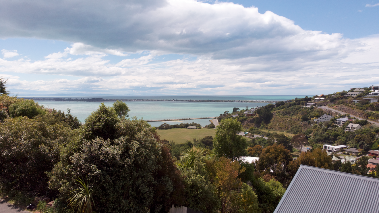 4 La Costa Lane, Mount Pleasant, Christchurch - Carousel 2