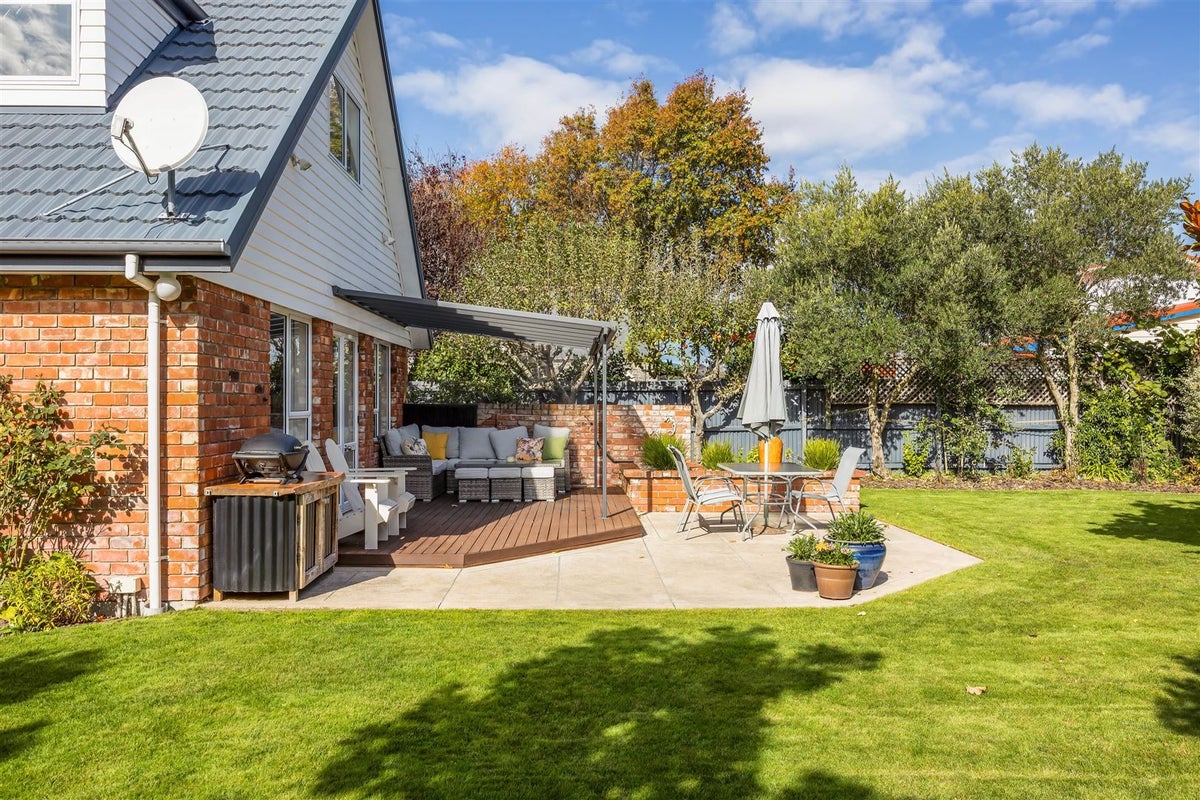 51 Bryndwr Road, Bryndwr, Christchurch - Carousel 2