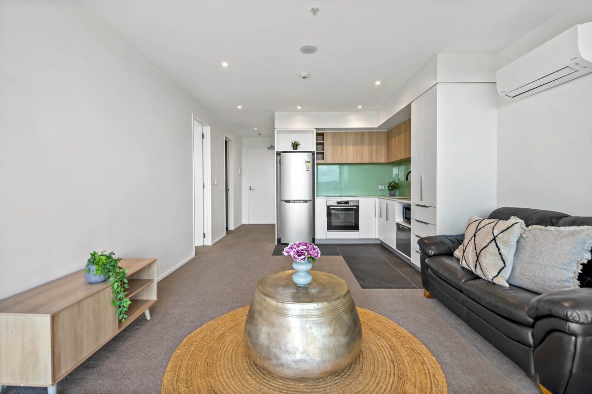 1004/1 Buscomb Avenue, Henderson, Auckland - Carousel 2
