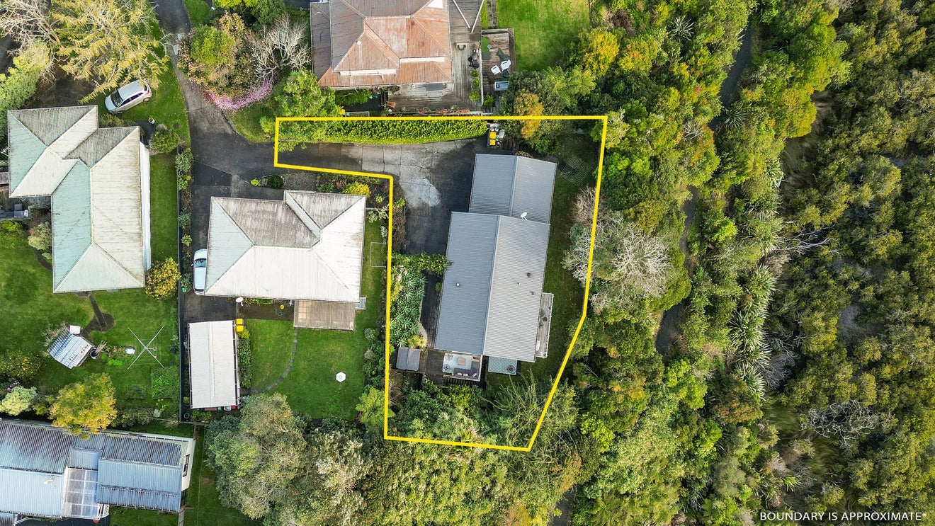20A Thomas Avenue, Te Atatu Peninsula, Auckland - Carousel 37