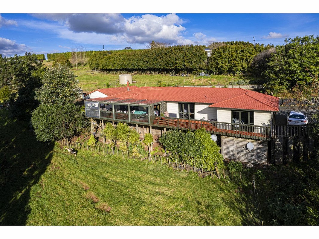 448 Apotu Road, Kamo - Carousel 1