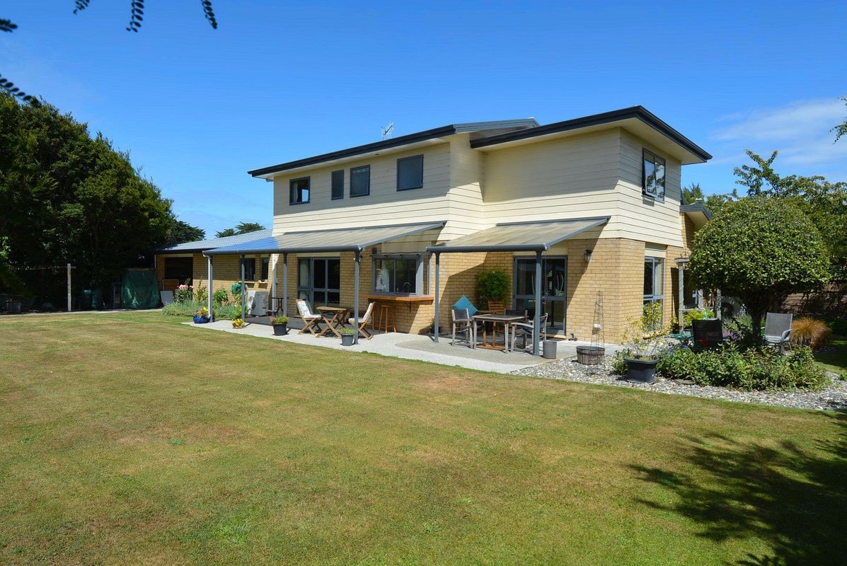 29 Palmer Street, Grasmere, Invercargill - Carousel 1
