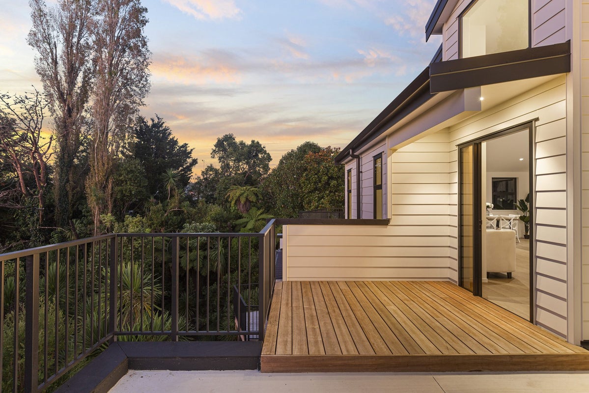 54A Awaroa Road, Sunnyvale, Auckland - Carousel 2