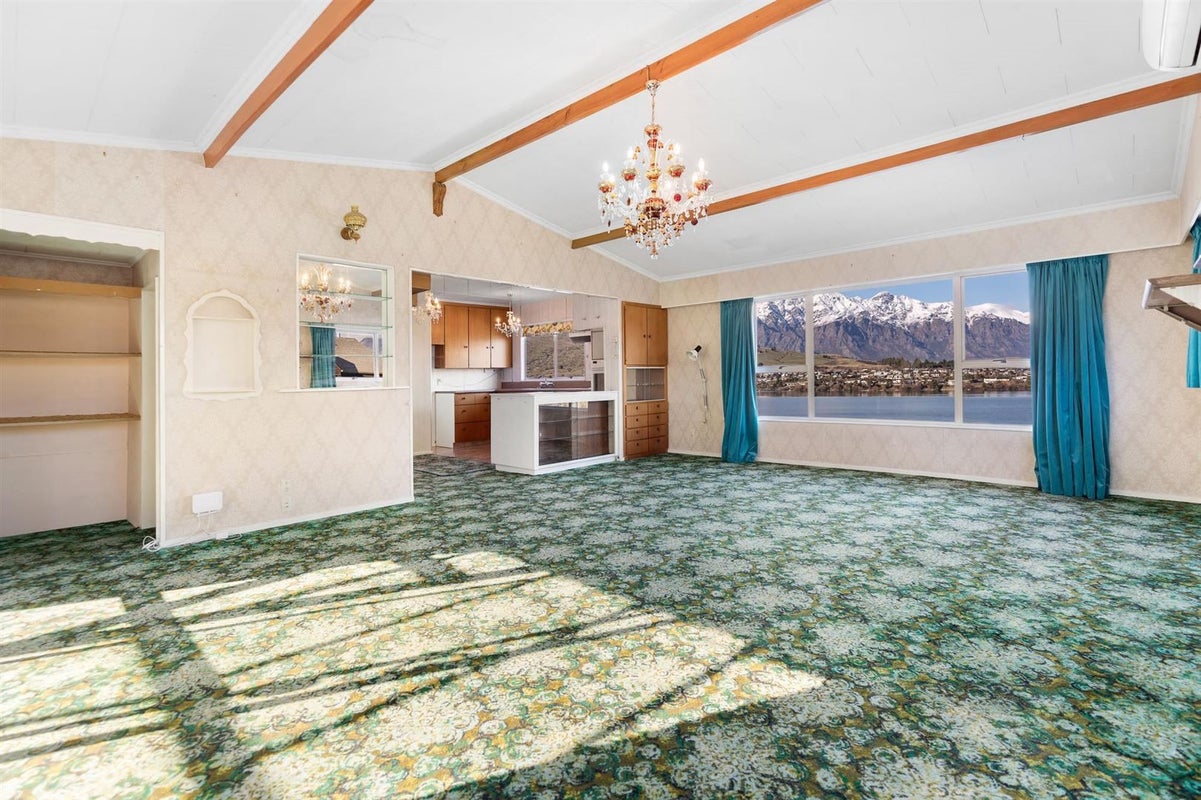 129 Frankton Road, Queenstown, Queenstown - Carousel 2