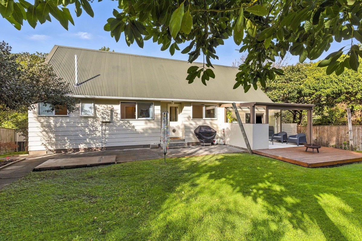 98 Leinster Avenue, Raumati South, Paraparaumu - Carousel 1