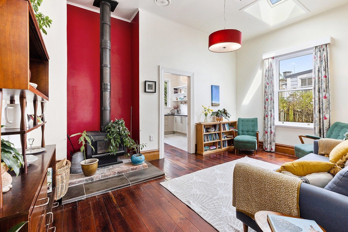 16 Rhodes Street, Newtown, Wellington - Carousel 2