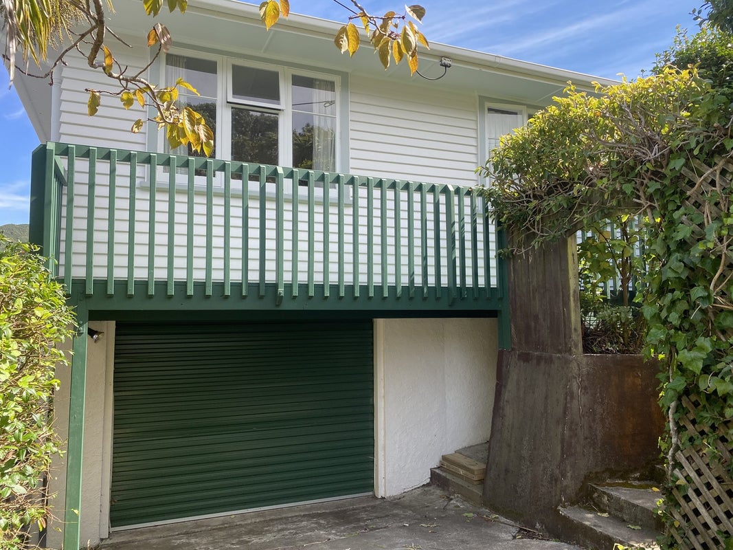 22 Norwich Street, Wadestown, Wellington - Carousel 1
