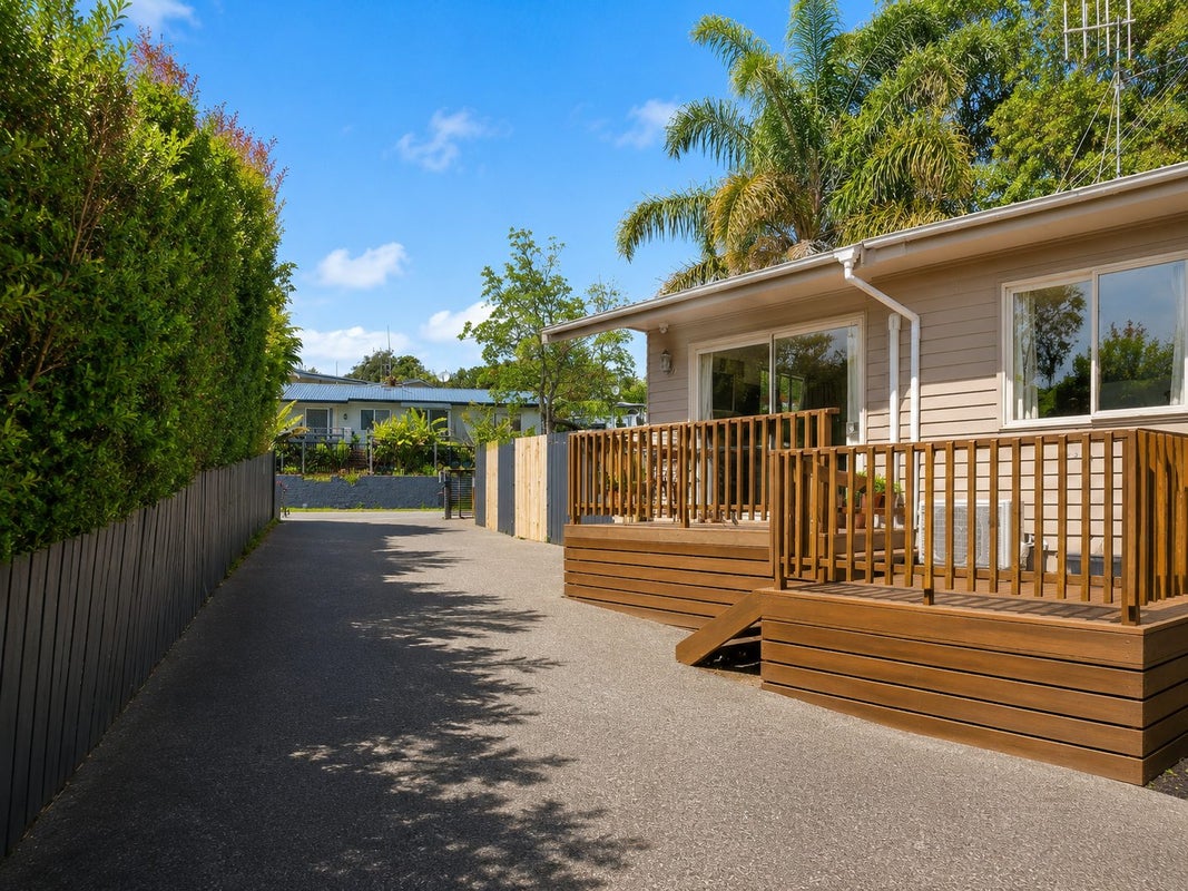 53A Jonathon Street, Brookfield, Tauranga - Carousel 1