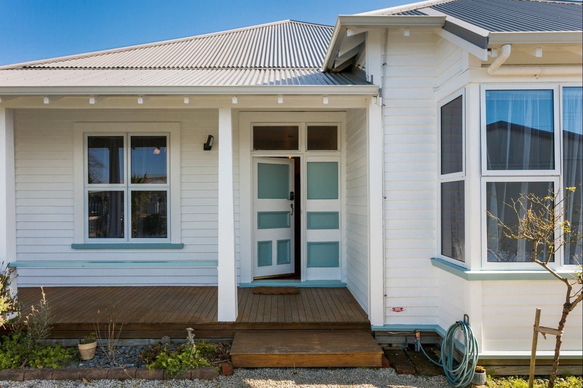 148 Harris Street, Inner Kaiti, Gisborne - Carousel 1
