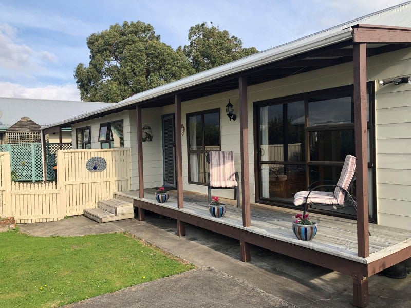 34 Seaforth Avenue, Milson, Palmerston North - Carousel 1