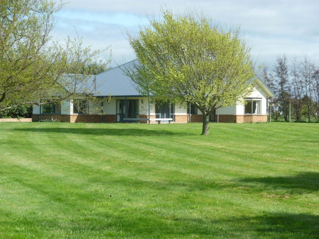609 Rangitikei Line, Cloverlea, Palmerston North - Carousel 9