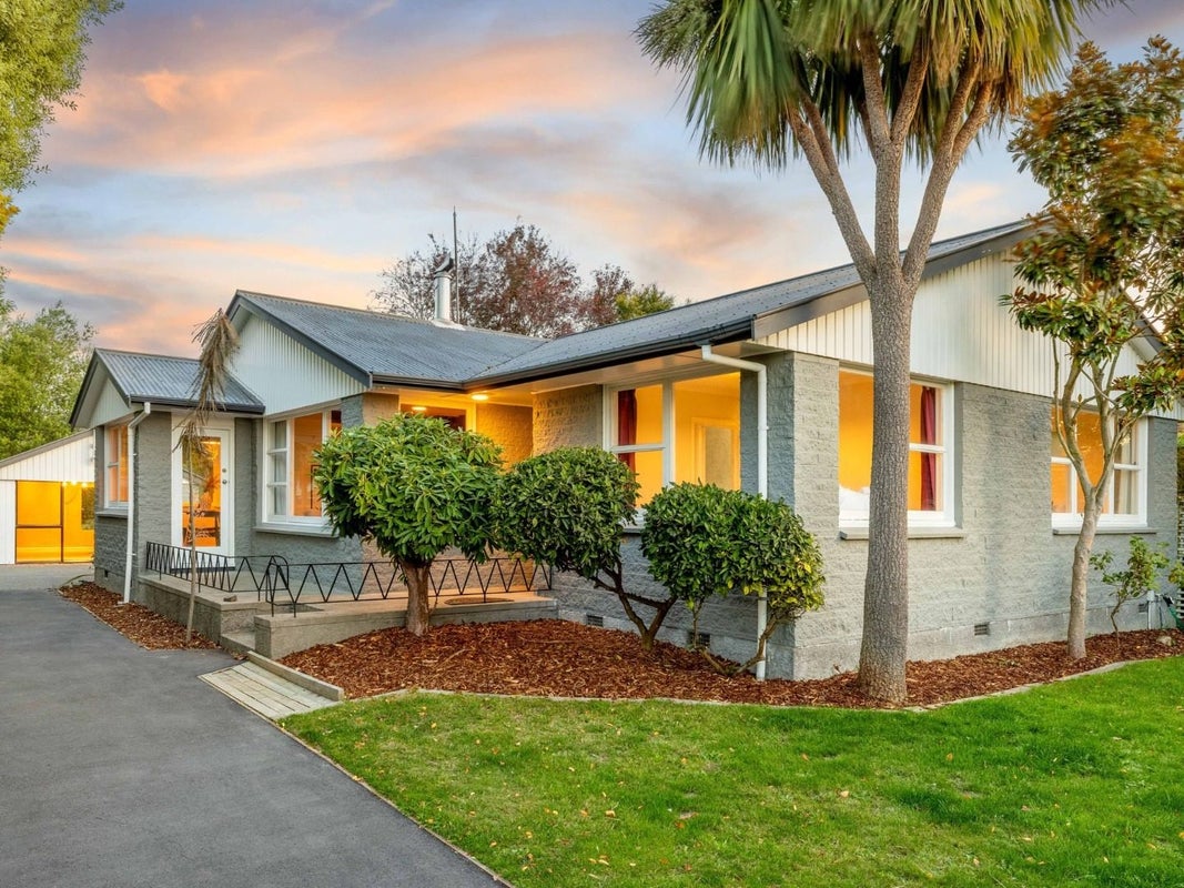 9 Waiau Street, Cracroft, Christchurch - Carousel 1