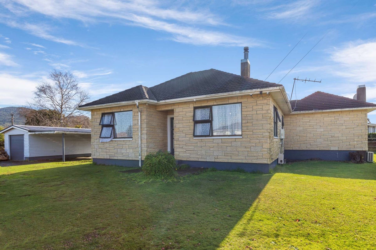 4 Karenga Street, Koutu, Rotorua - Carousel 1