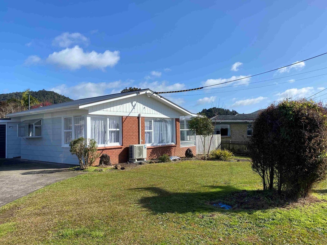 13 Te Paka Crescent, Kamo, Whangarei - Carousel 1