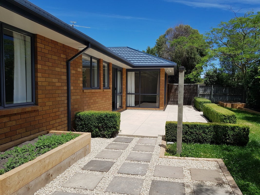 2/90A RICHARDSON TERRACE, Woolston, Christchurch - Carousel 1
