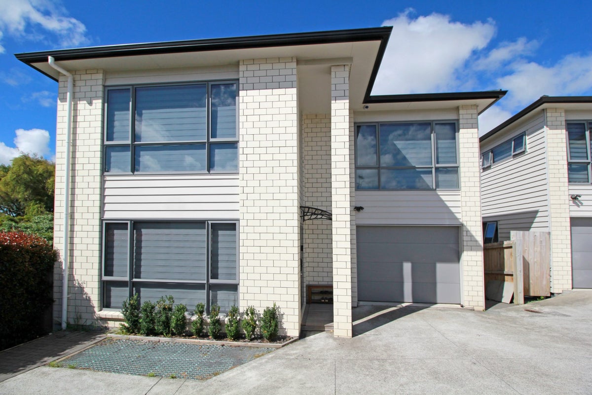 7D Plymouth Place, Papatoetoe, Auckland - Carousel 13
