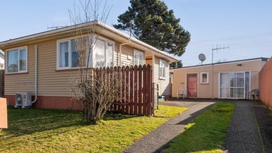 6 Te Takinga Street, Turangi - Carousel 1