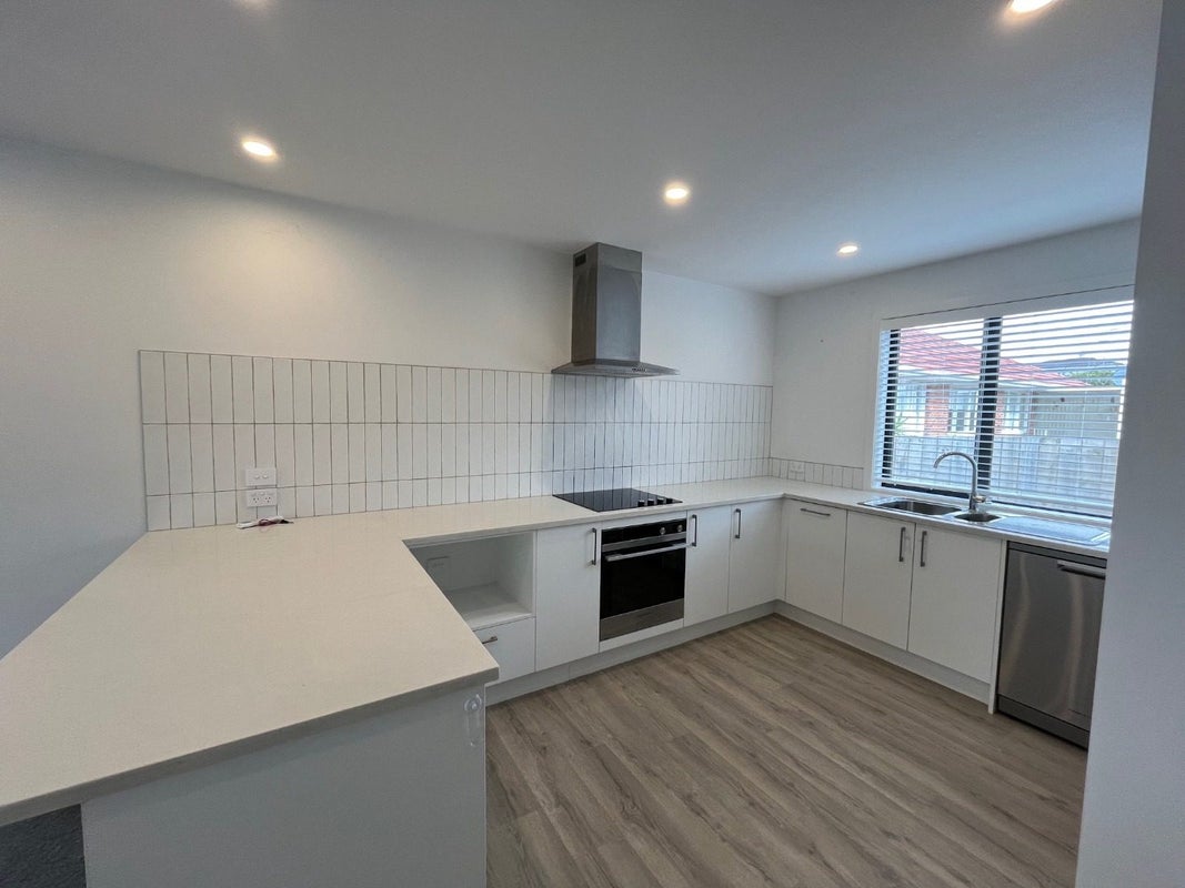 4/504 Don Buck Road, Massey, Auckland - Carousel 2