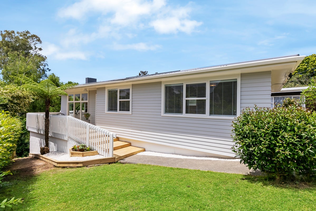 239 Rangatira Road, Beach Haven, Auckland - Carousel 1