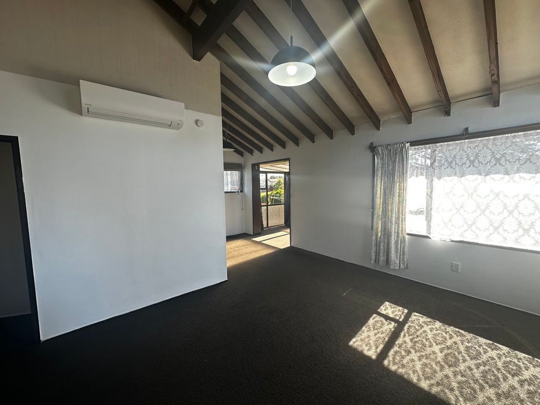 1/69 Butley Drive, Farm Cove, Auckland - Carousel 2