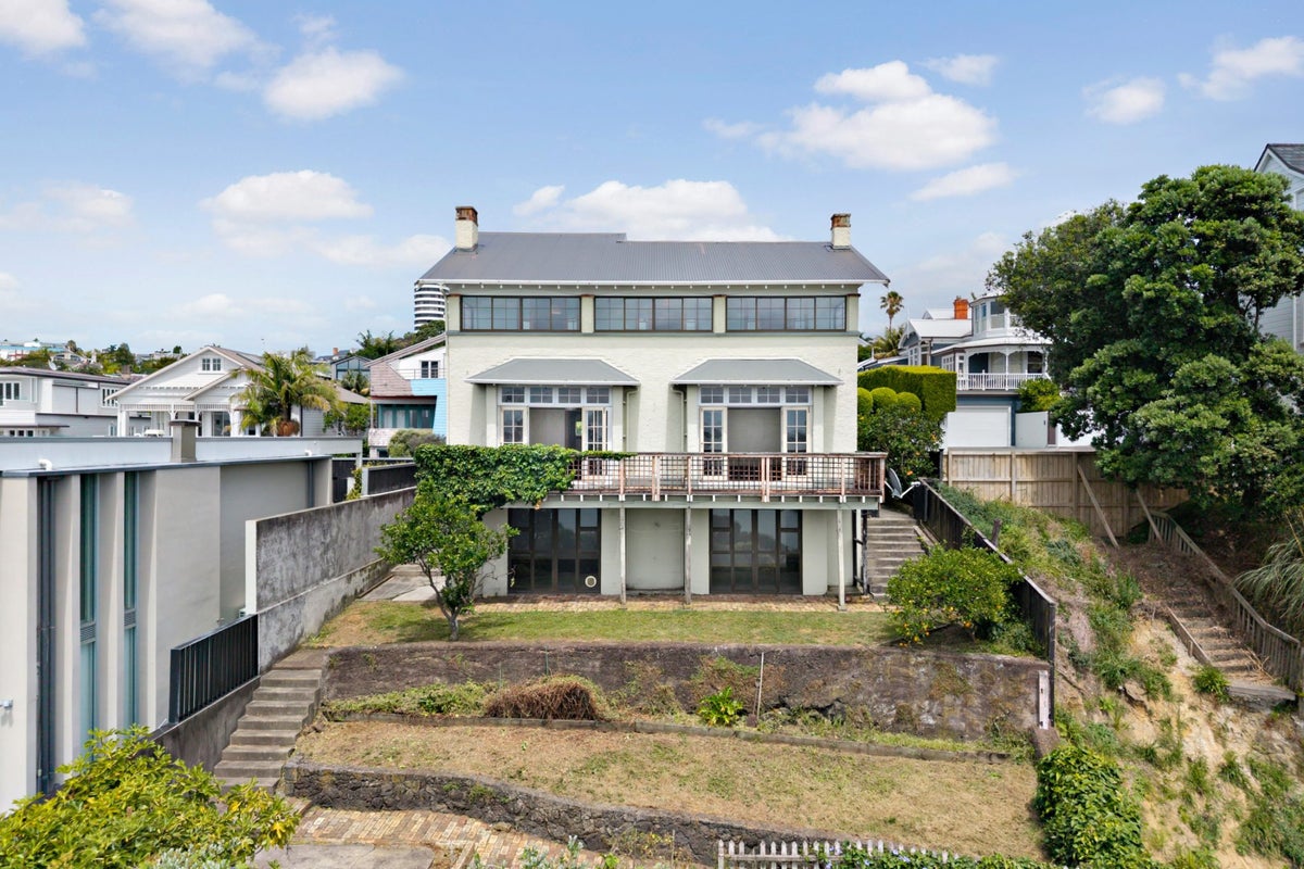 15 Ring Terrace, Saint Marys Bay, Auckland - Carousel 1
