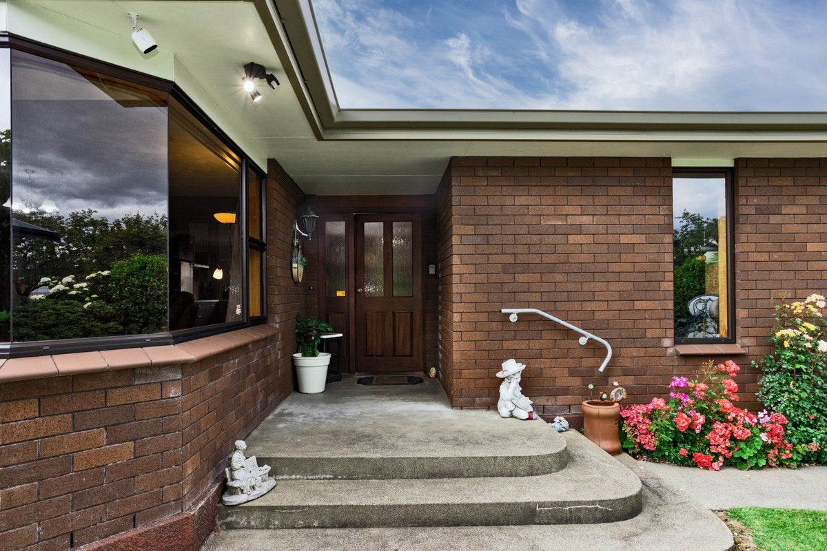 35 Craig Street, Waikiwi, Invercargill - Carousel 2