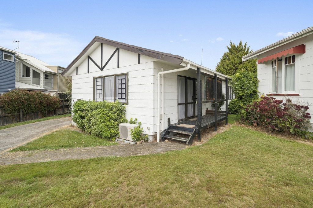 9 Ensor Place, Fenton Park, Rotorua - Carousel 2