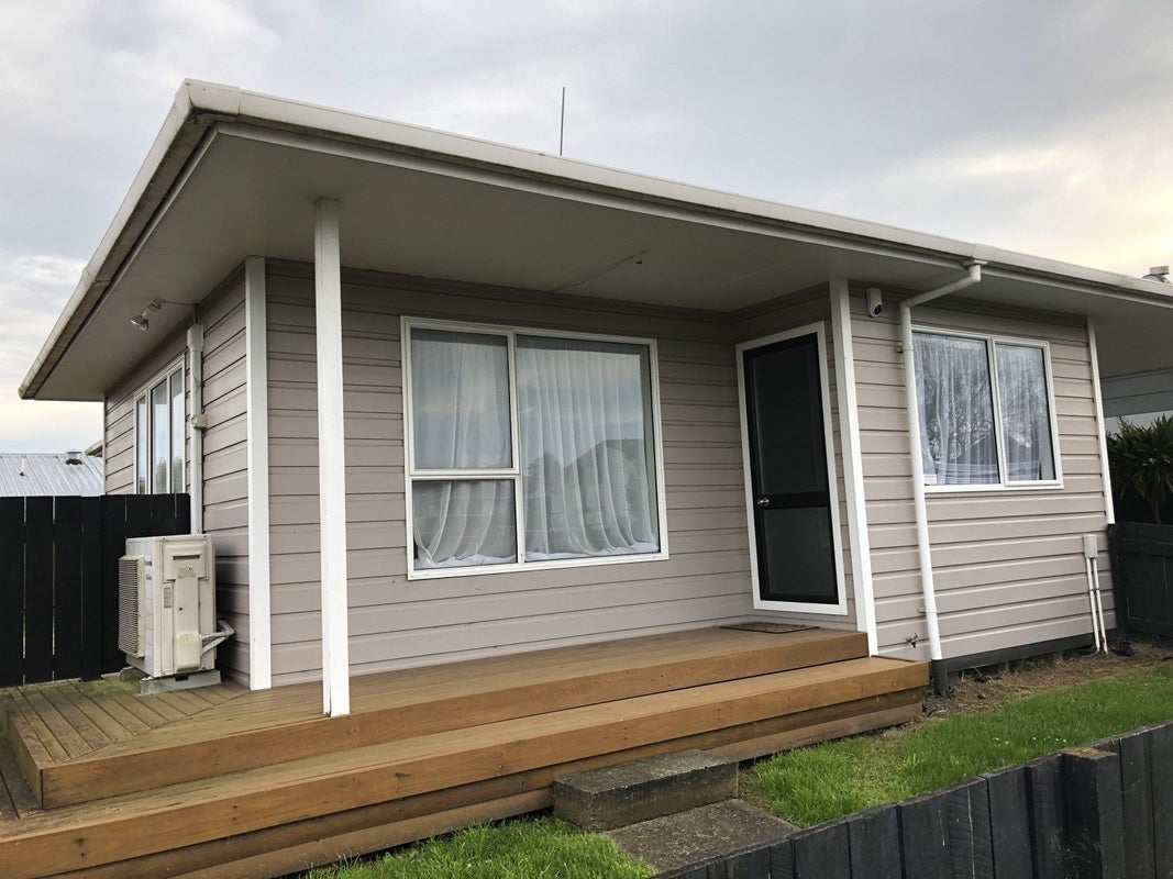 67 Benmore Avenue, Cloverlea, Palmerston North - Carousel 1