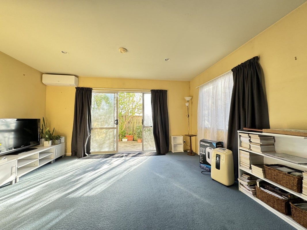 1E Bould Street, Johnsonville, Wellington - Carousel 2
