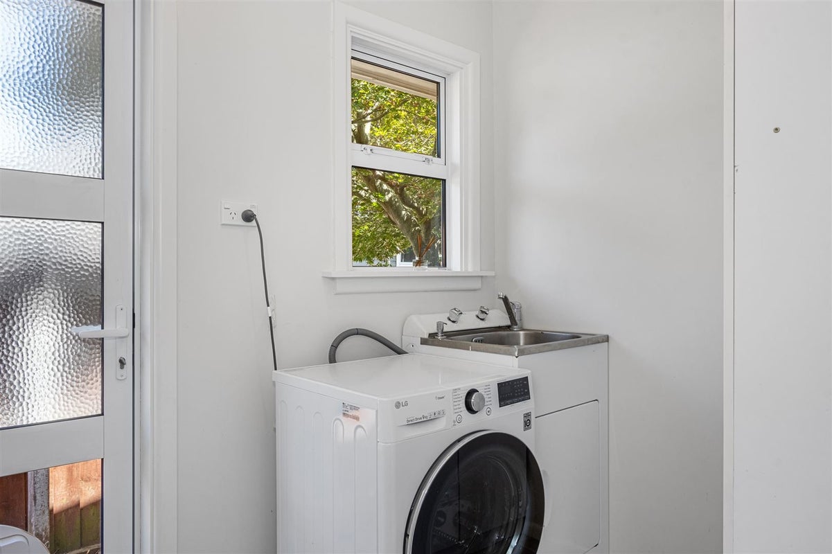 24 Flower Street, Bryndwr, Christchurch - Carousel 20