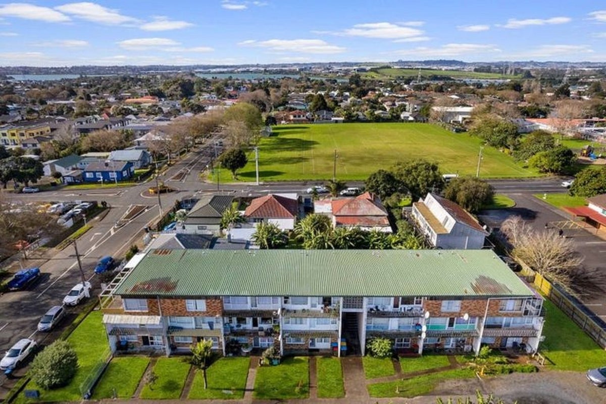 15/27 Avenue Road, Otahuhu, Auckland City, Auckland - Carousel 9