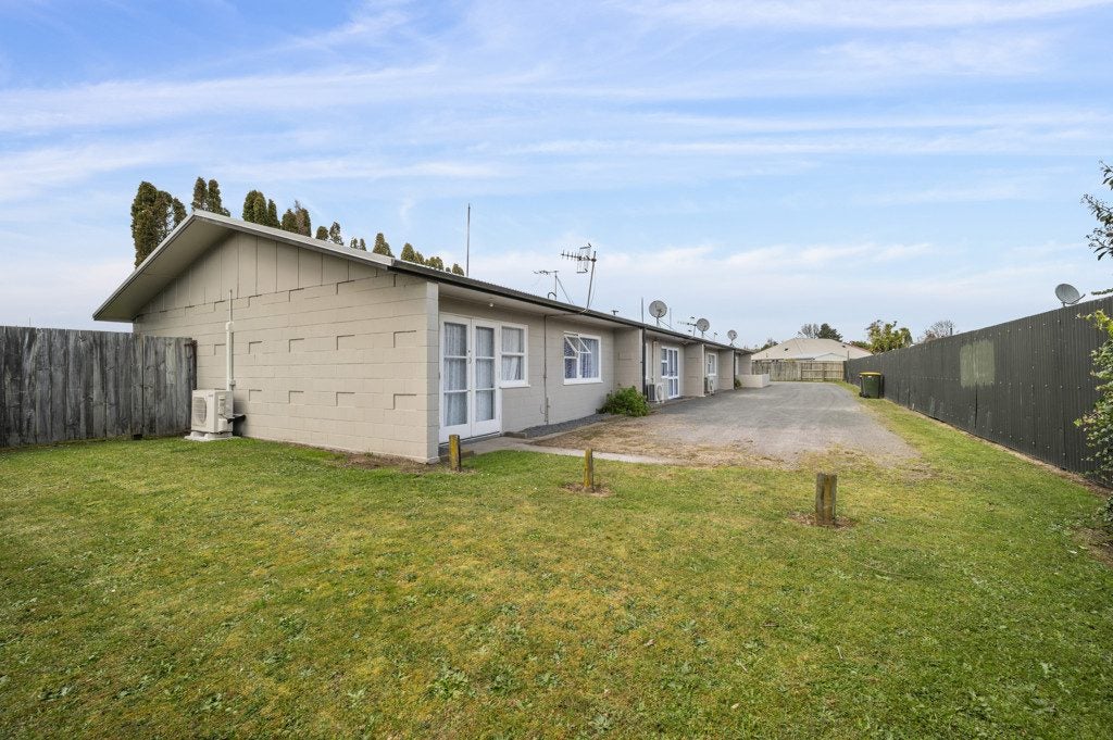 1/65 James Street, Glenholme, Rotorua - Carousel 1